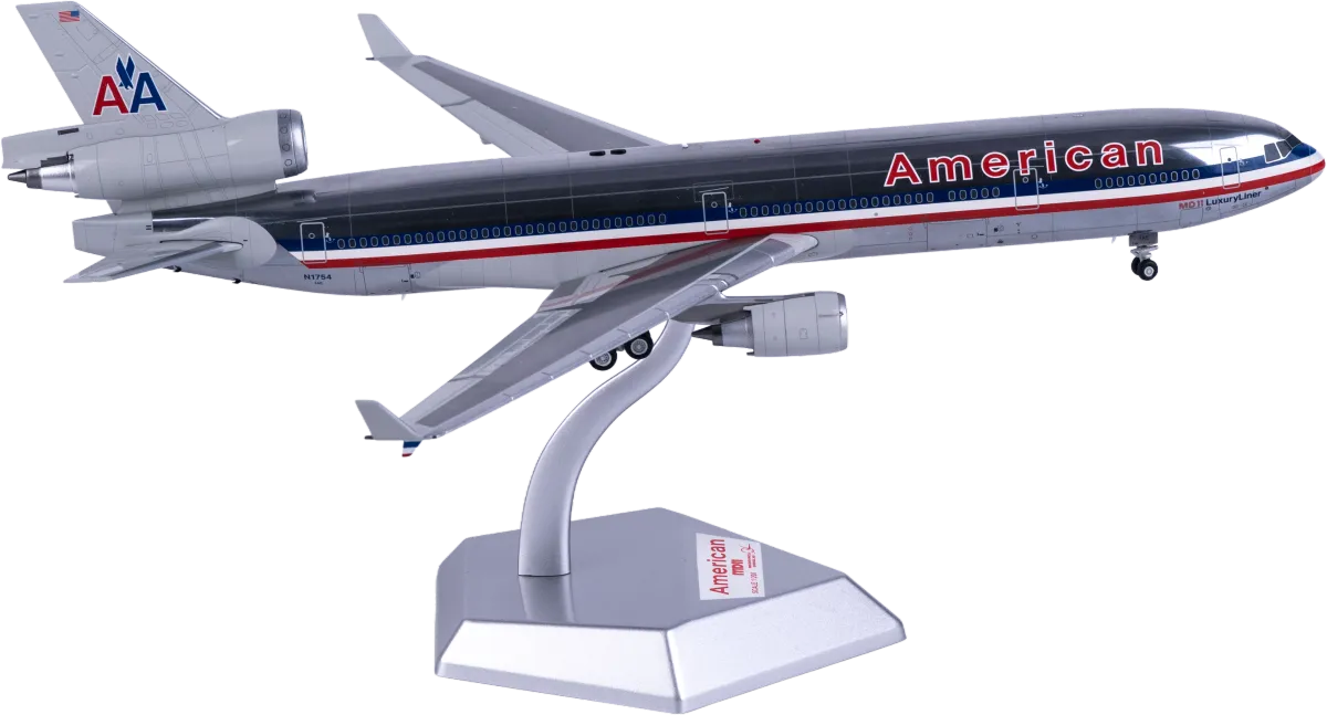 L2226 SQ Wings McDonnell Douglas MD-11 1:200 飞机模型| WingsWorld