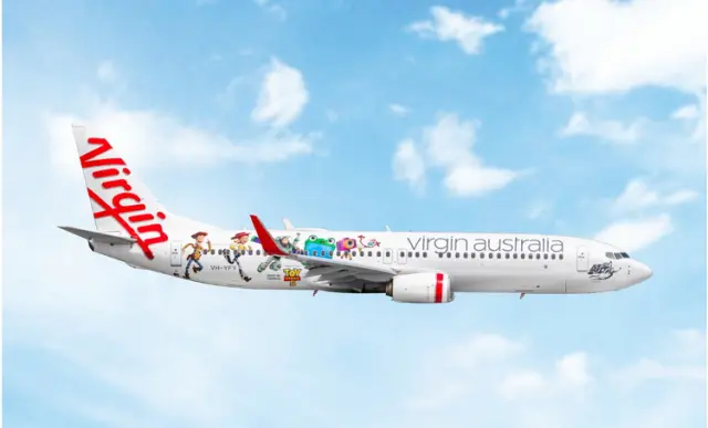 PH04711 Phoenix Boeing 737-800