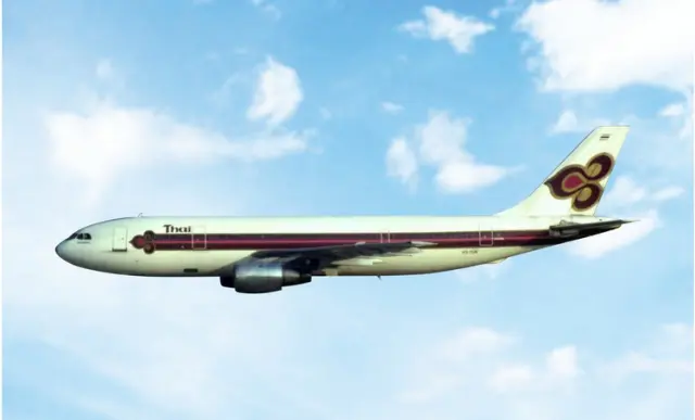 PH12108 Phoenix Airbus A300B4 飞机模型