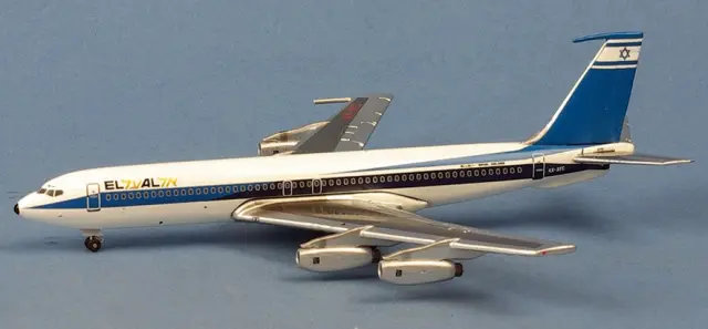 AC411532 Aeroclassics Boeing 707-400