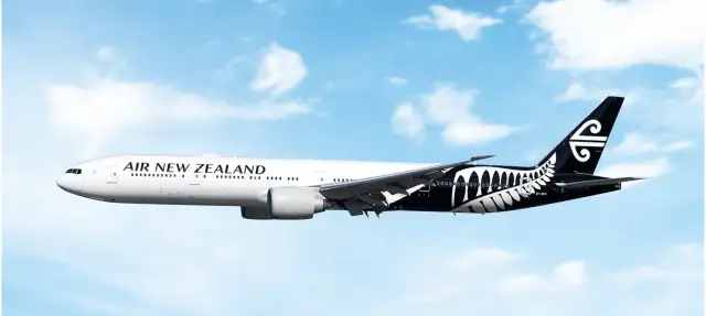 PH12087 Phoenix Boeing 777-300