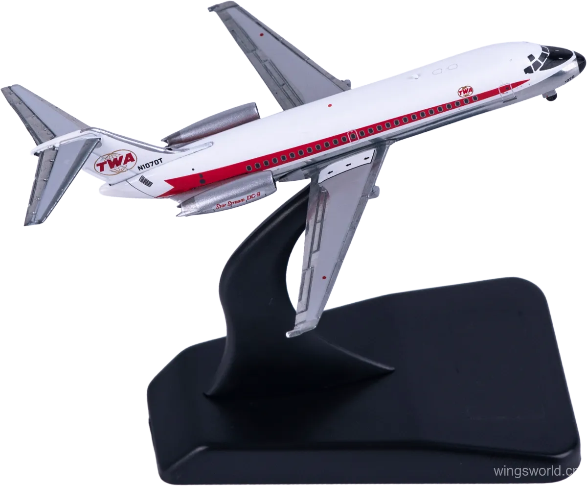 V400008 V1-400 McDonnell Douglas DC-9 飞机模型